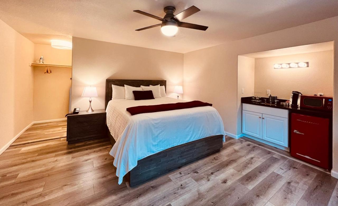 West Sonoma Inn & Spa ガーンビル エクステリア 写真