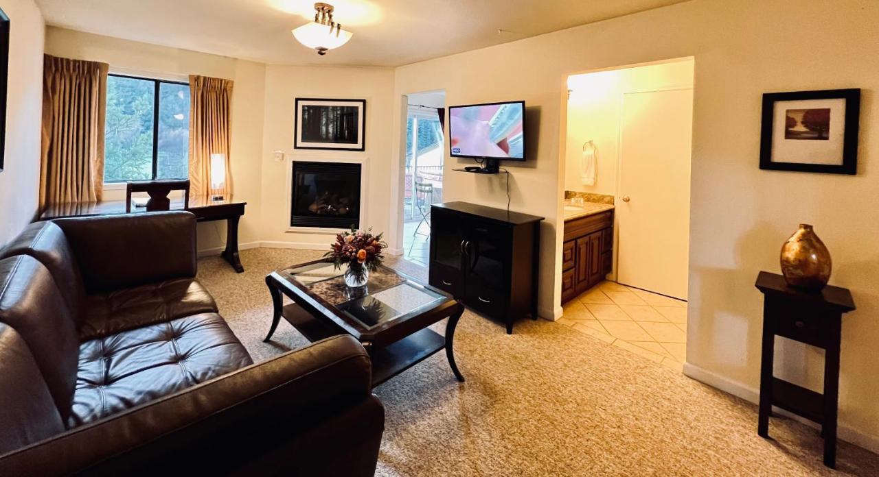 West Sonoma Inn & Spa ガーンビル エクステリア 写真